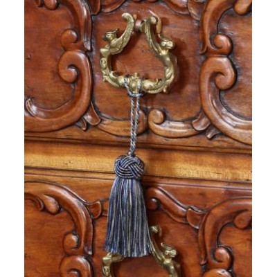 Classic Exquisite Key Tassel 1050-00 Navy Taupe