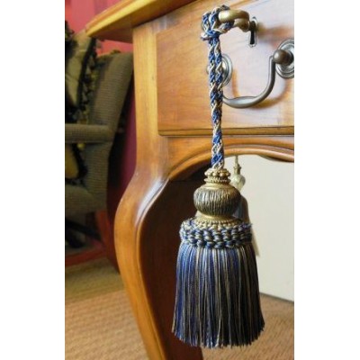 KEY TASSEL - 14 COLOURS